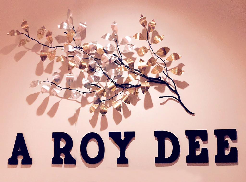 A Roy Dee All-U-Can-Eat Restaurant